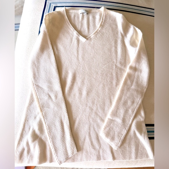 kinkross Sweaters - Kinkross cashmere sweater.